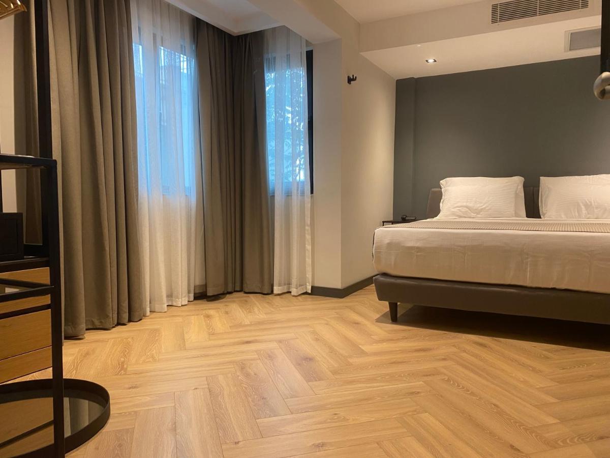 In The Middle Hotel Antalia Esterno foto