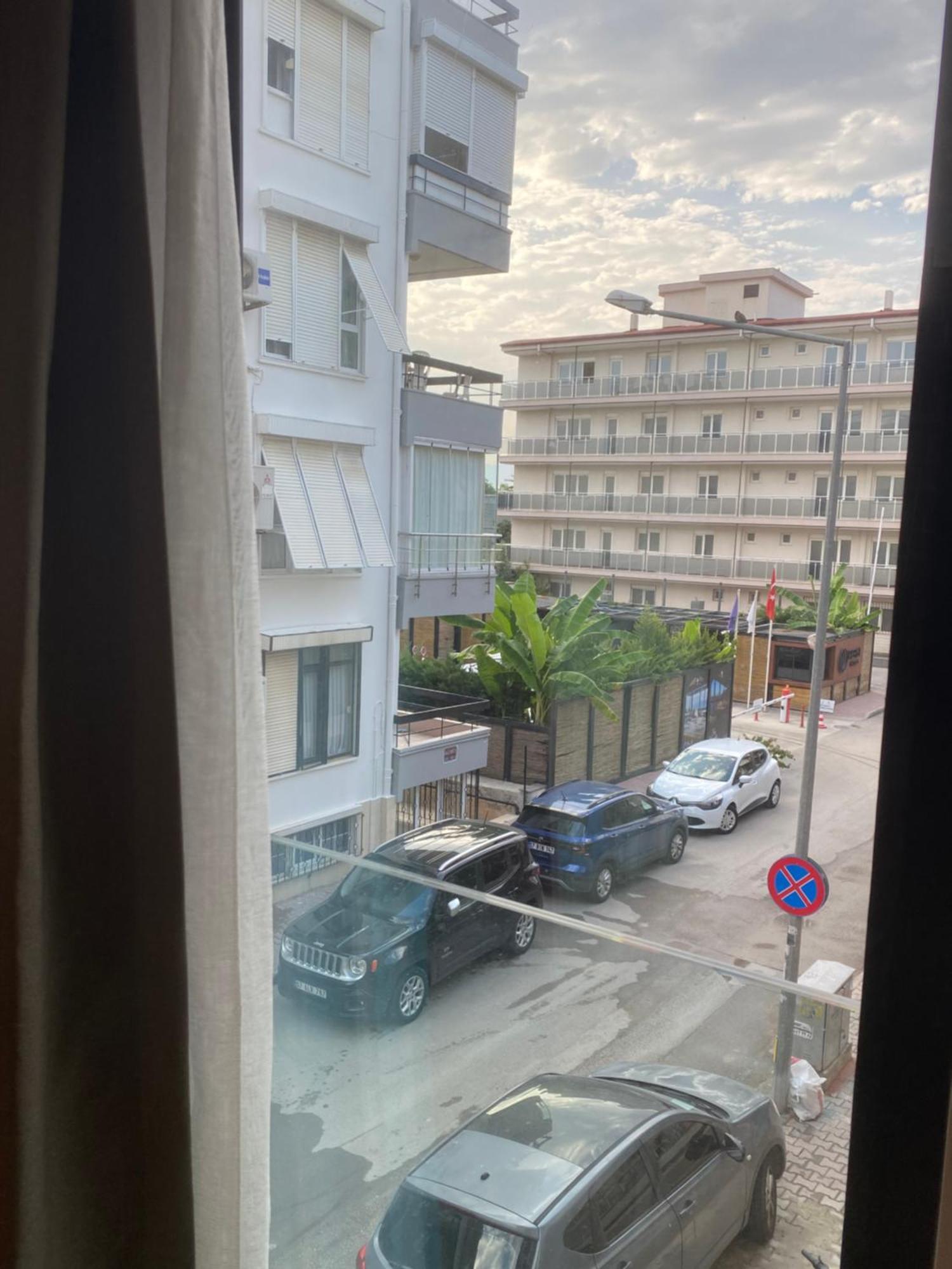In The Middle Hotel Antalia Esterno foto