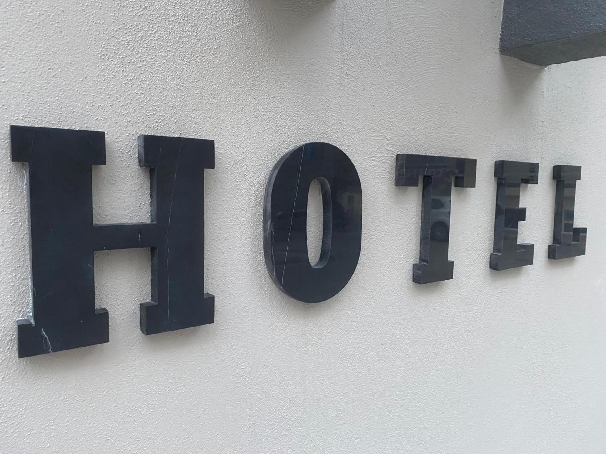 In The Middle Hotel Antalia Esterno foto