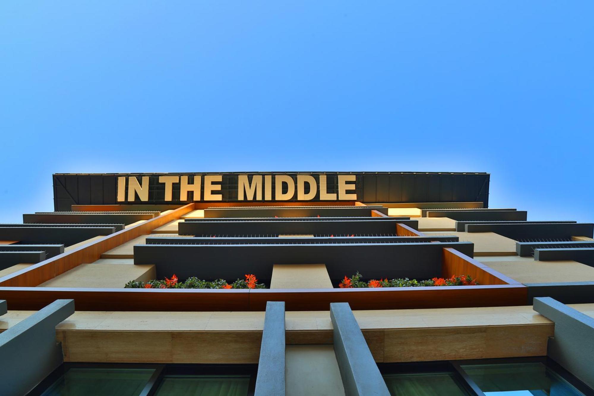 In The Middle Hotel Antalia Esterno foto